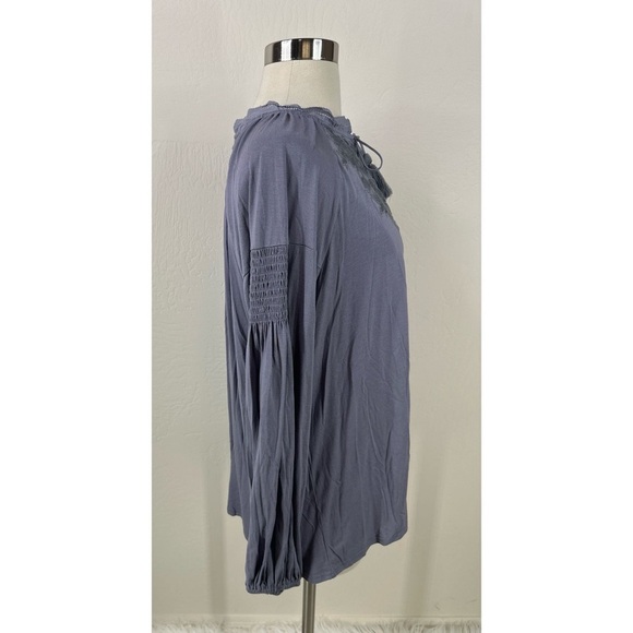 Gimmicks by BKE Embroidered Long Sleeve Tunic Top - Picture 3 of 12